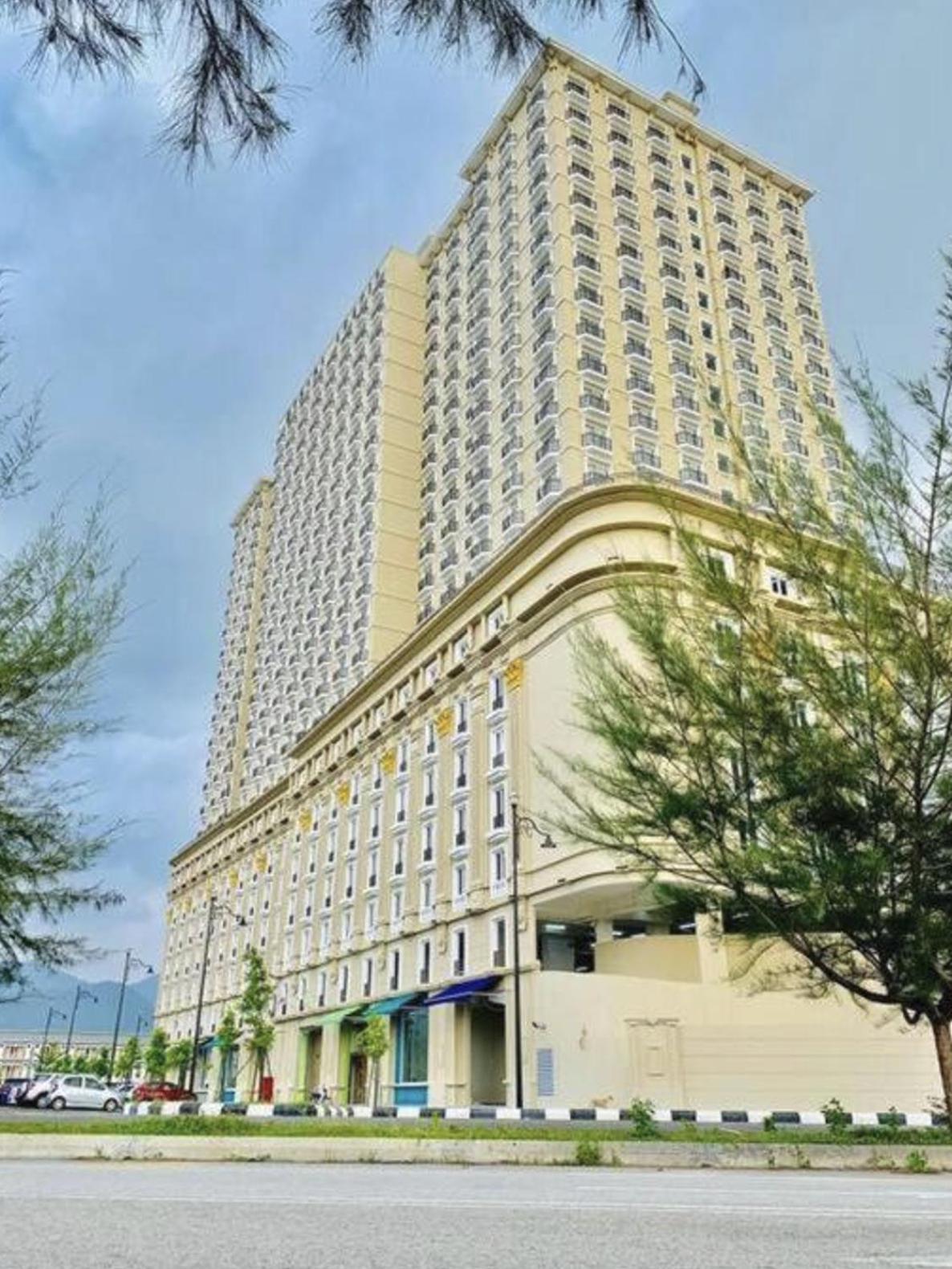 Champs Elysees By Landmark @ * Kampar